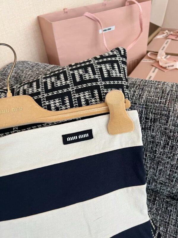 MIUMIU Trowel