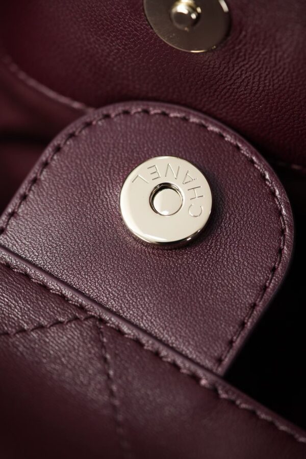 CHANEL Shopping Bag