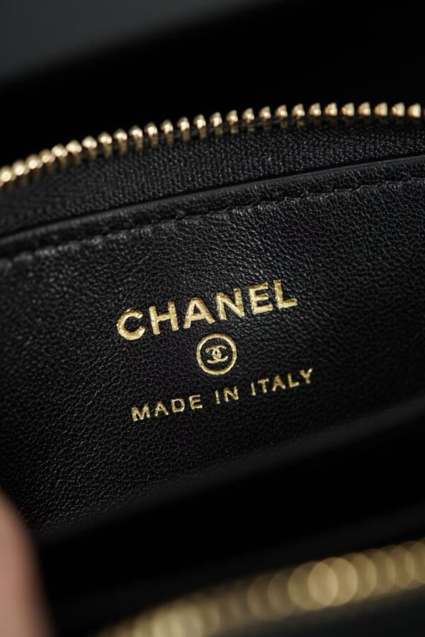 CHANEL Card Holder