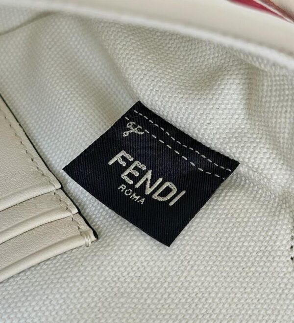 FENDI Baguette® BAG