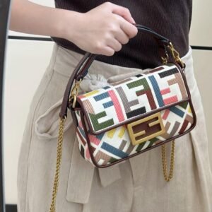 FENDI Baguette® BAG