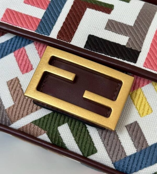 FENDI Baguette® BAG