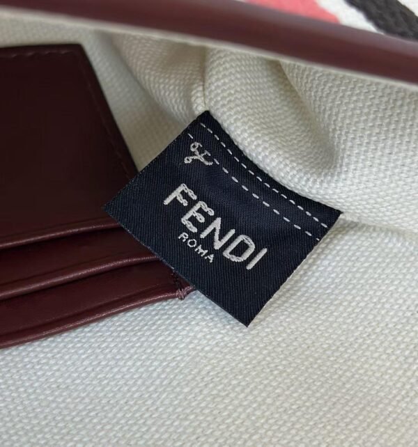 FENDI Baguette® BAG