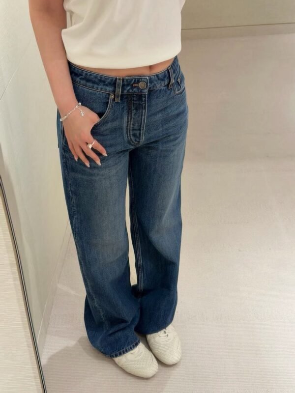 LOUIS VUITTON Jeans