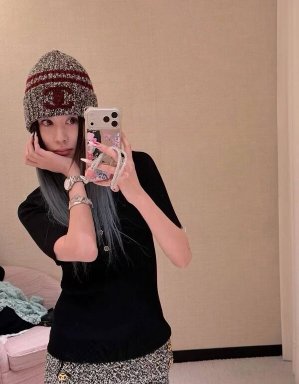 CHANEL Short-Sleeve Shirt