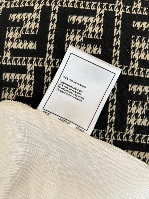 CHANEL Short-Sleeve Shirt