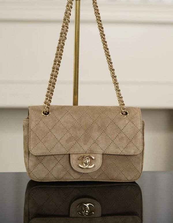 CHANEL Flap Bag