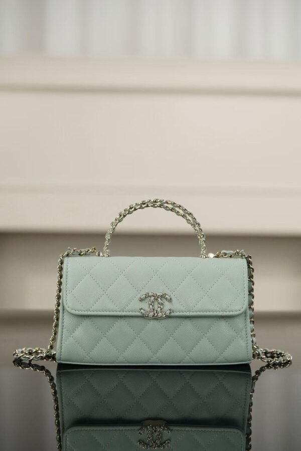 CHANEL Vanity with Chain