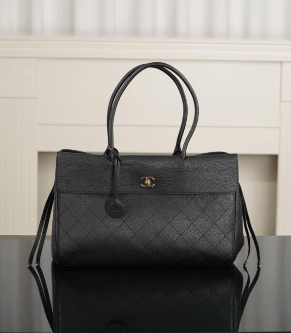 CHANEL Shopping Bag