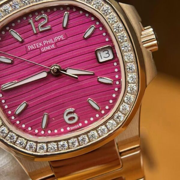 Patek PHILIPPE Nautilus 7010/1R-013