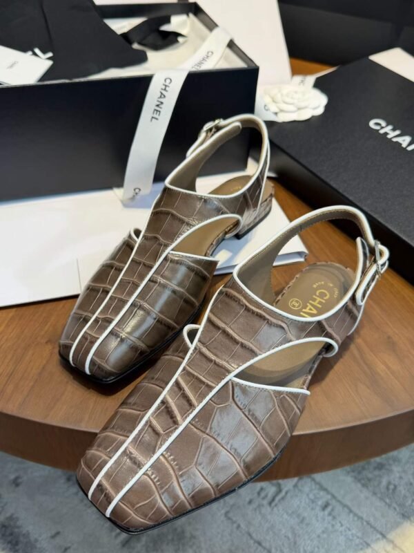 CHANEL Sandals