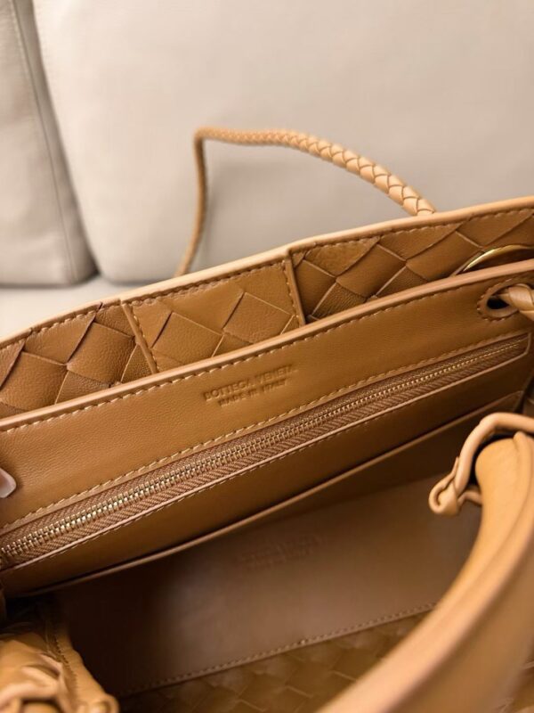 Bottegaveneta  Small Andiamo