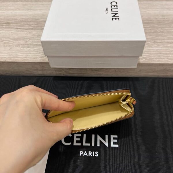 CELINE LONG ZIPPED CARD HOLDER IN GRAINED SUPPLE CALFSKIN