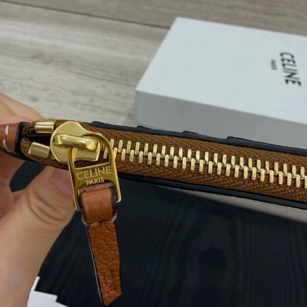 CELINE LONG ZIPPED CARD HOLDER IN GRAINED SUPPLE CALFSKIN