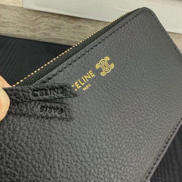 CELINE LONG ZIPPED CARD HOLDER IN GRAINED SUPPLE CALFSKIN