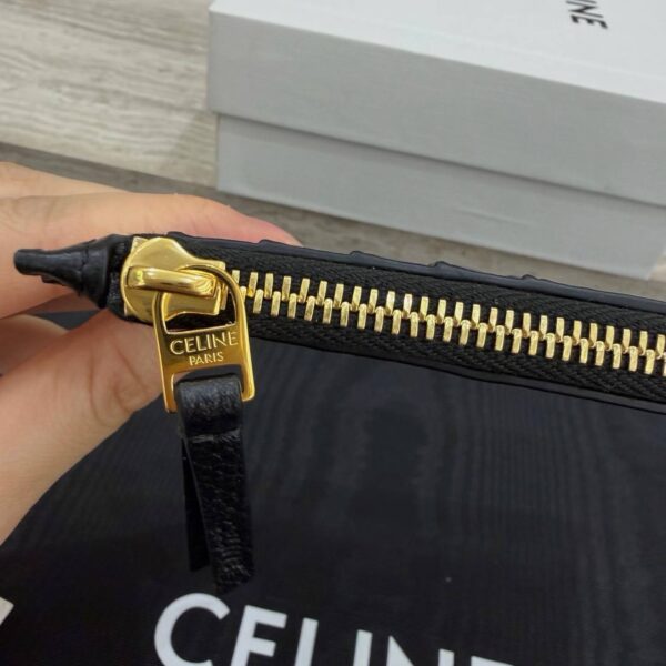 CELINE LONG ZIPPED CARD HOLDER IN GRAINED SUPPLE CALFSKIN