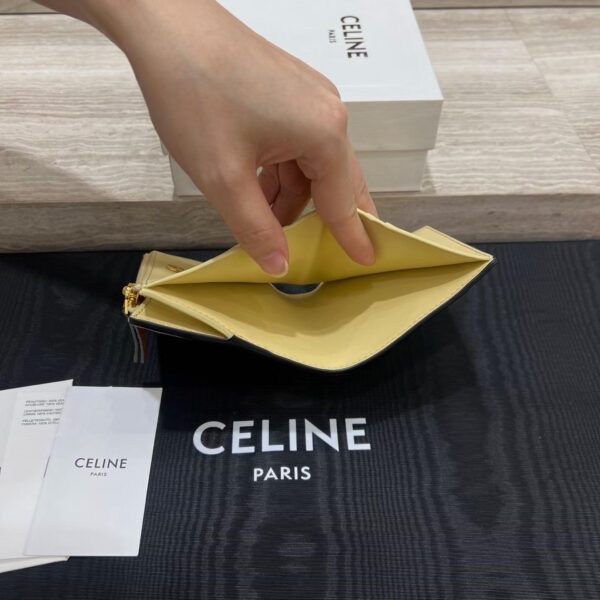 CELINE FINE WALLET TRIOMPHE STAMP IN SUPPLE GRAINED CALFSKIN
