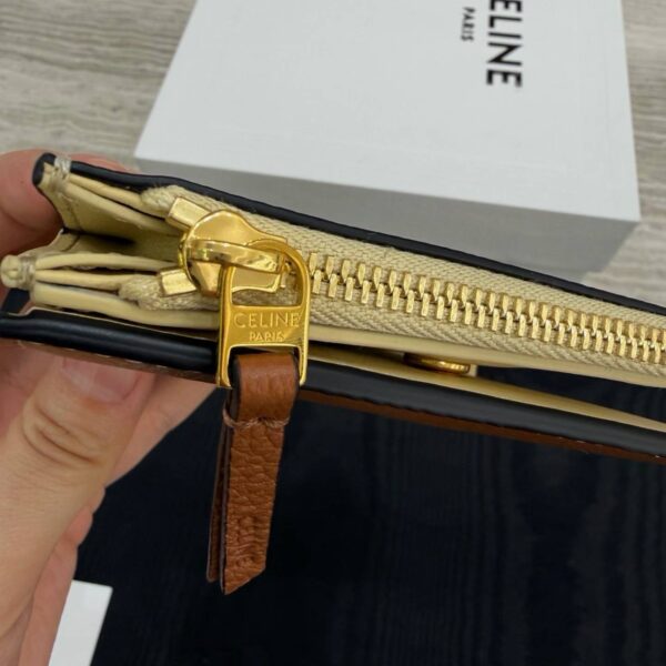 CELINE FINE WALLET TRIOMPHE STAMP IN SUPPLE GRAINED CALFSKIN