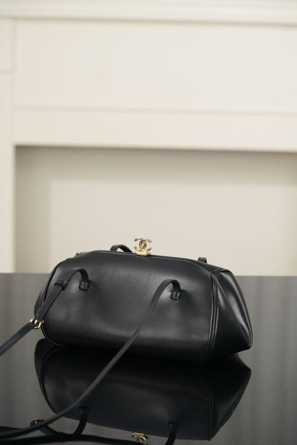 CHANEL Clutch with chain