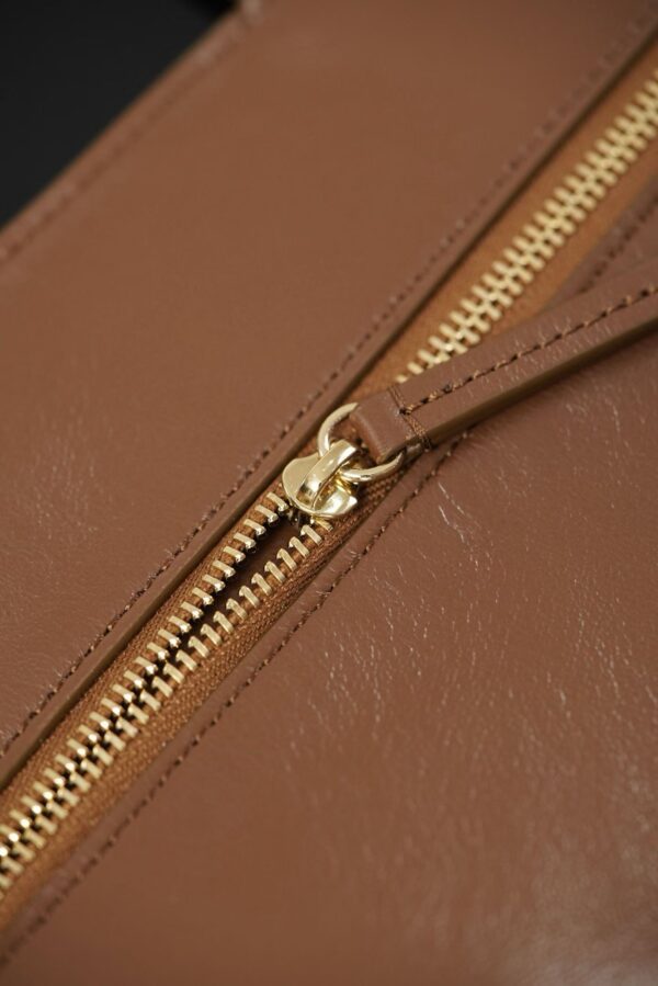 CHANEL Maxi Flap bag