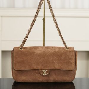 CHANEL Maxi Flap bag