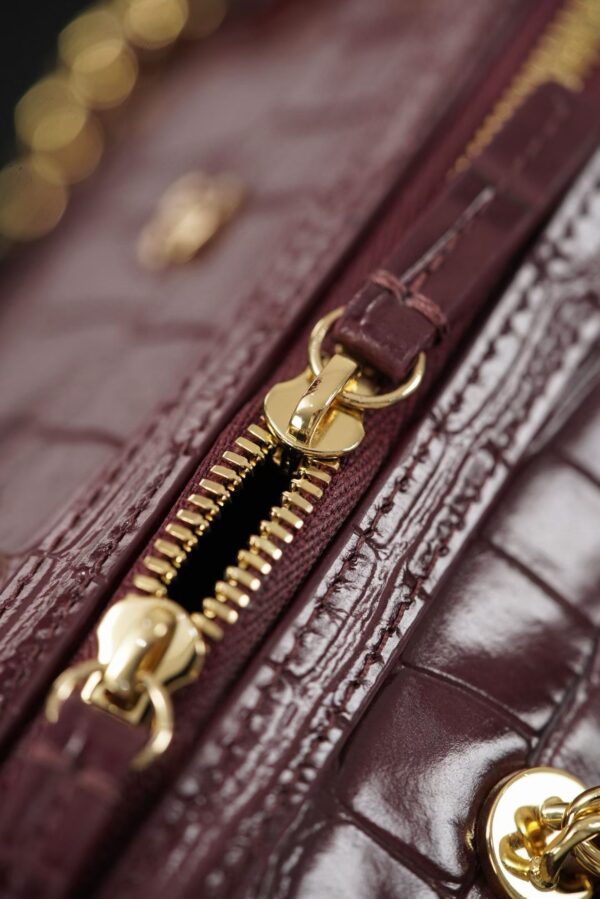 CHANEL Clutch with chain