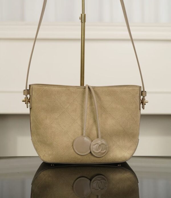 CHANEL Shopping Bag