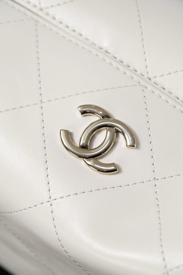 CHANEL Hobo Handbag