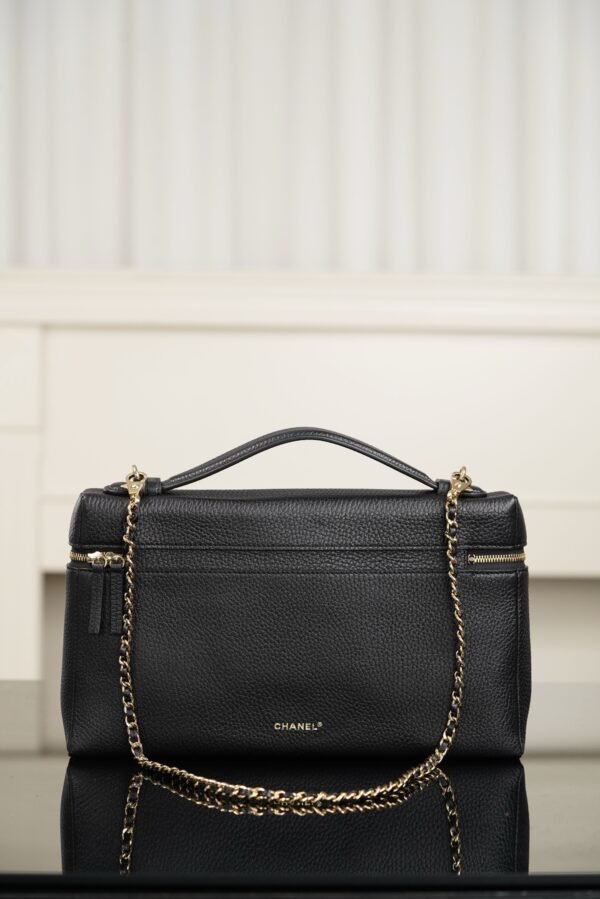 CHANEL Classic Vanity with Chain