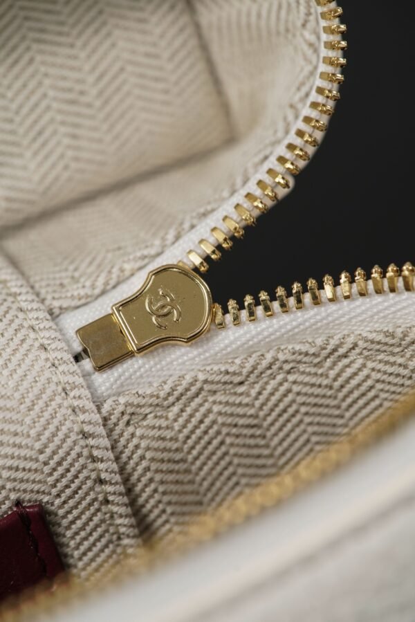 CHANEL Classic Vanity with Chain