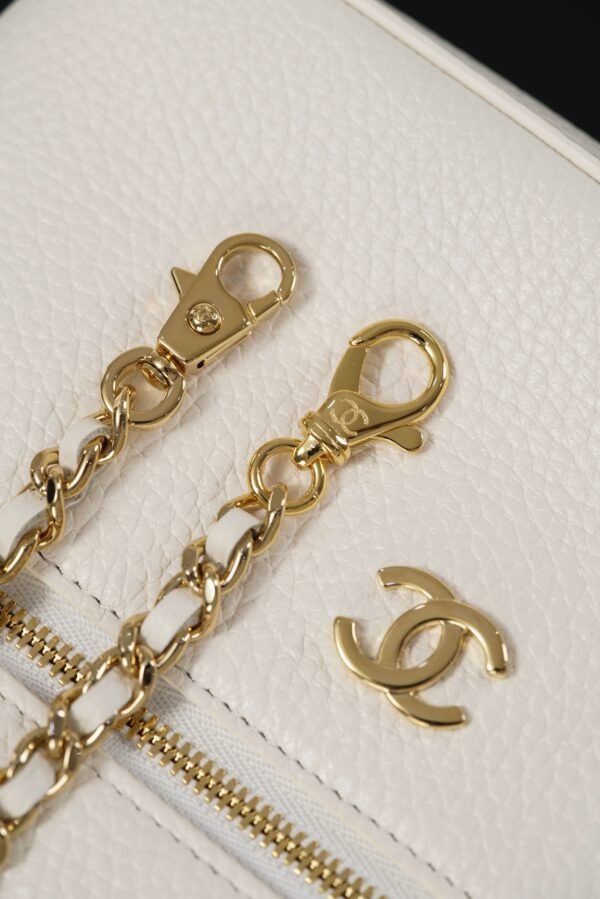 CHANEL Classic Vanity with Chain