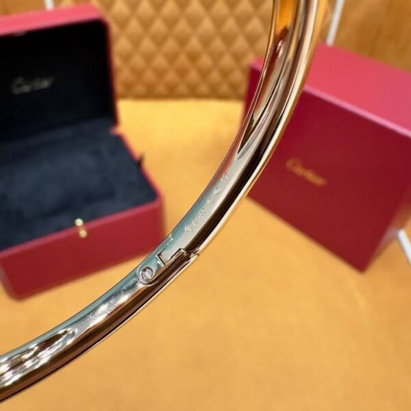 Cartier Baignoire watch