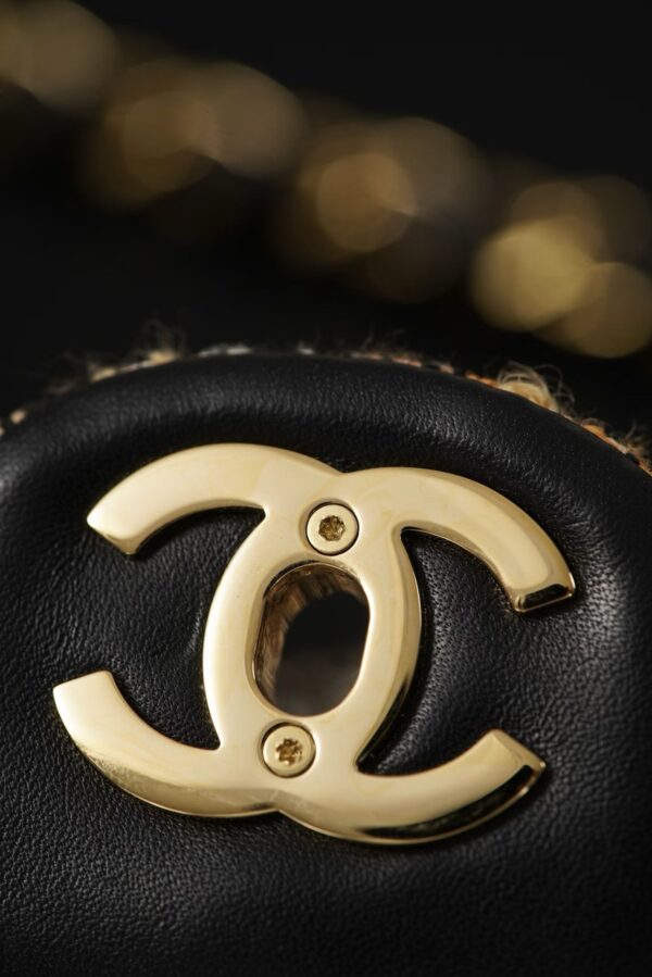 CHANEL Flap bag