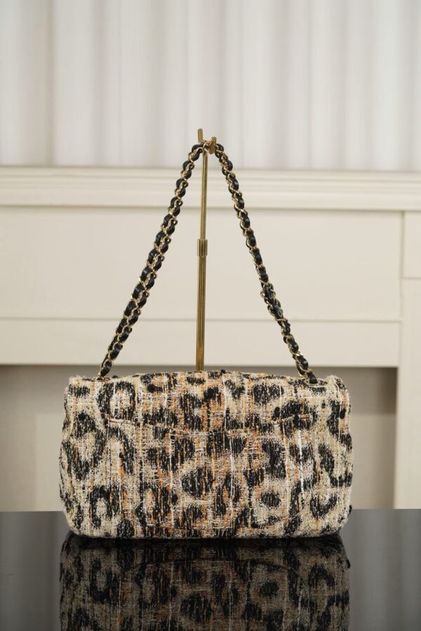 CHANEL Flap bag