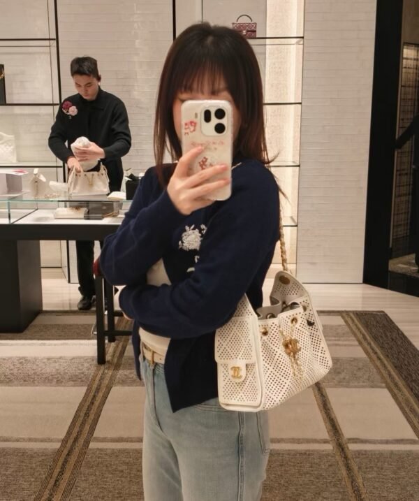 CHANEL MINI 25BAG