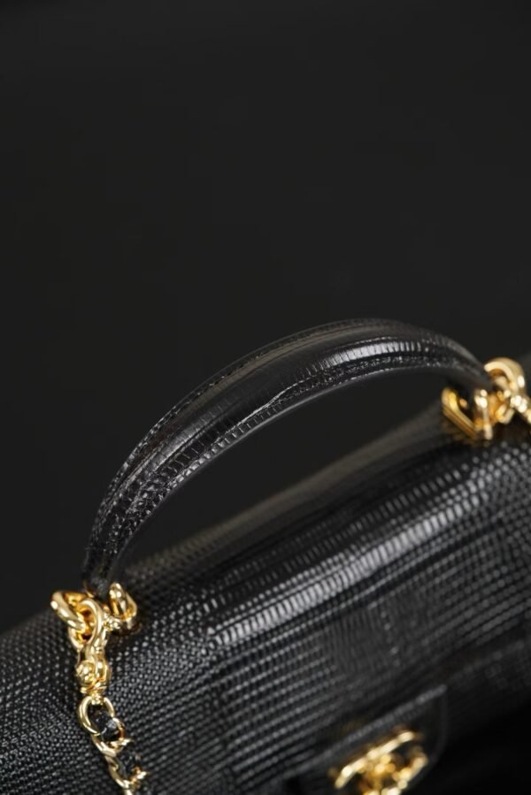 CHANEL Clutch with chain