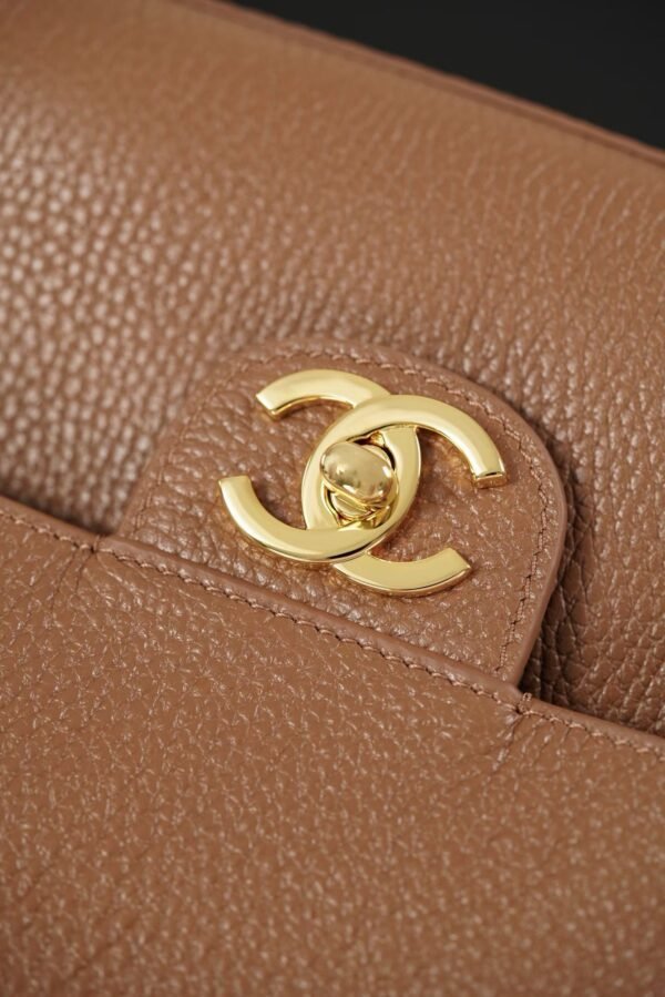 CHANEL Flap bag