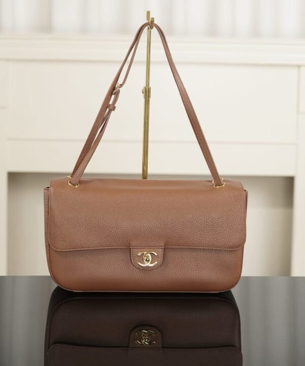 CHANEL Flap bag