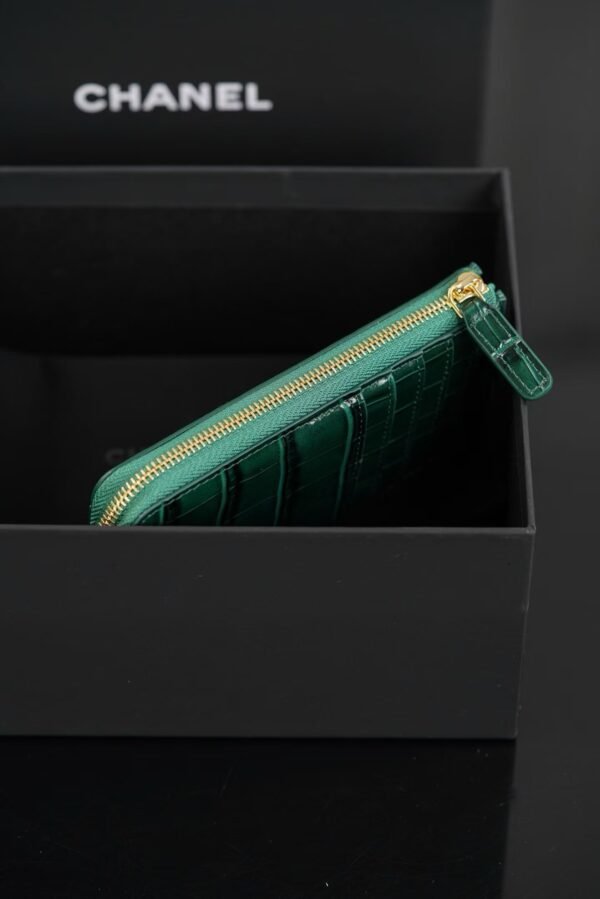 CHANEL Card Holder