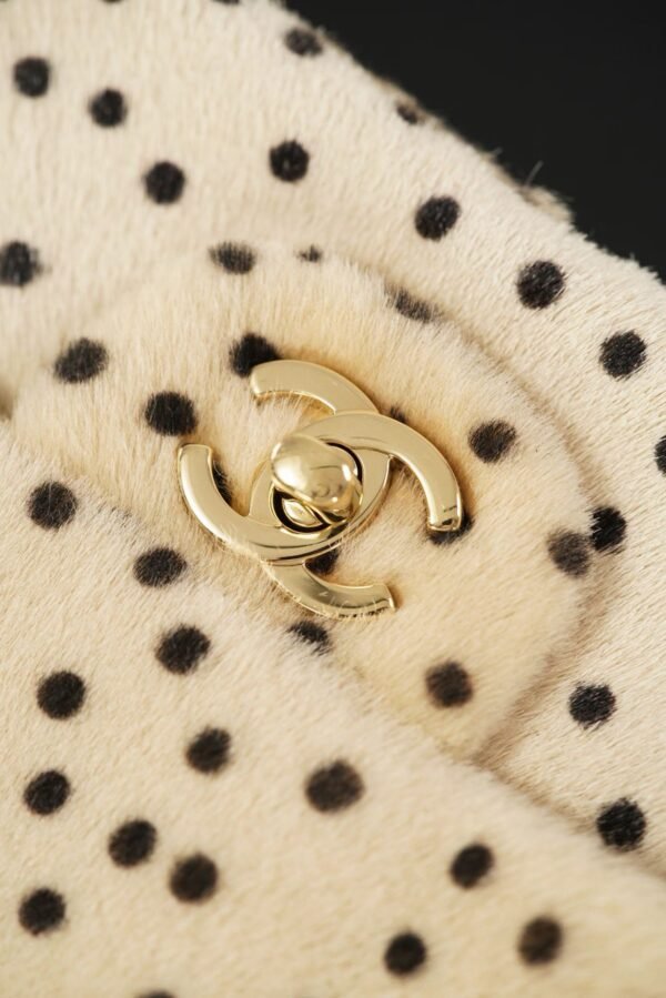 CHANEL Flip-top bag