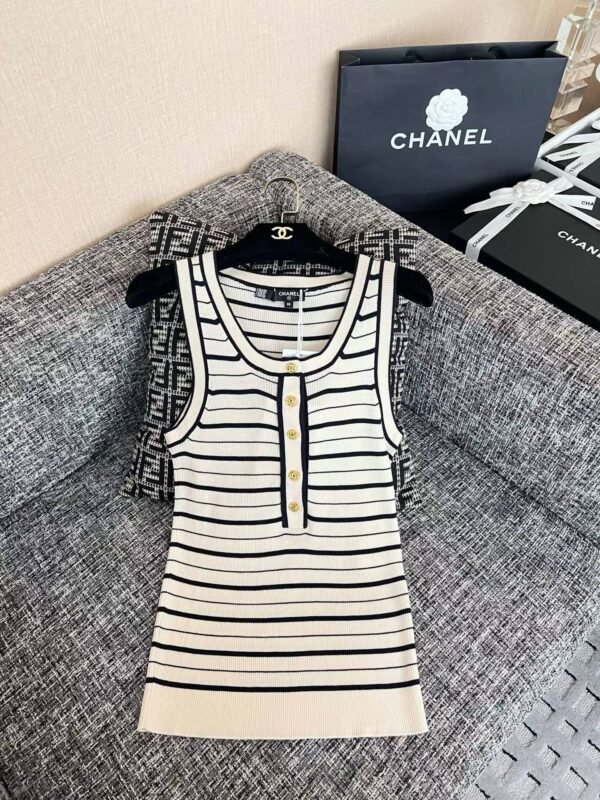 CHANEL Vest