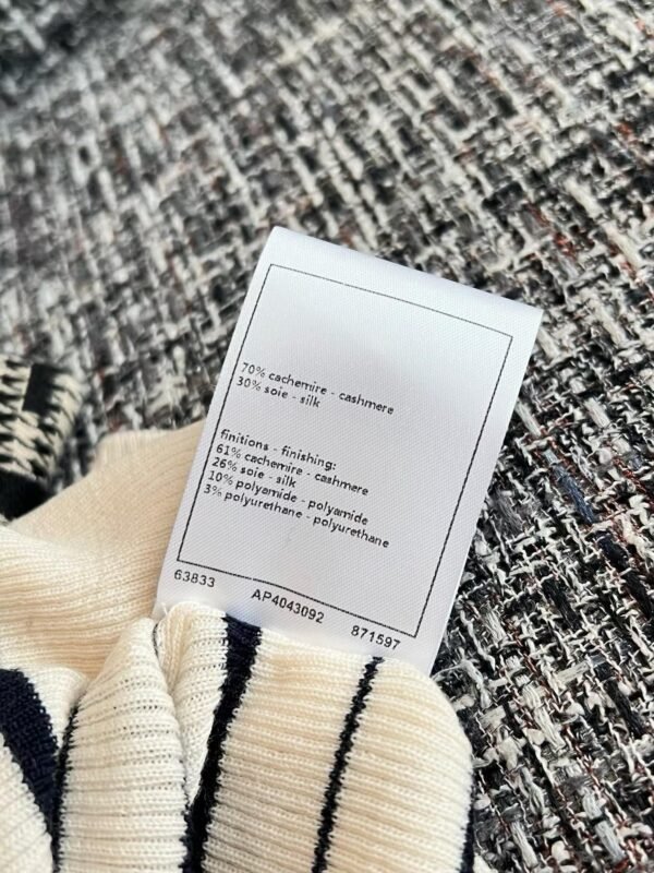 CHANEL Vest