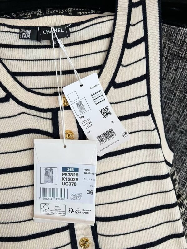 CHANEL Vest