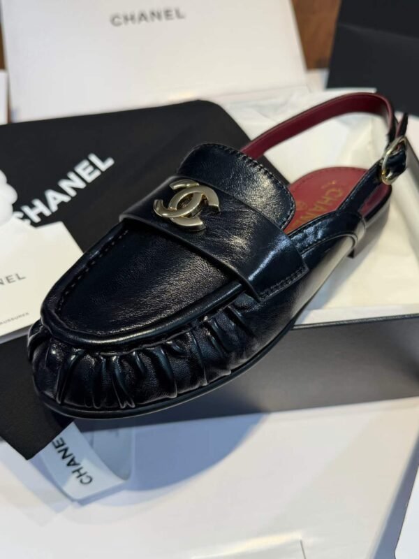 CHANEL Flat Casual Shoes