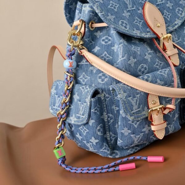 LOUIS VUITTON  M27330 Montsouris Cargo Bag