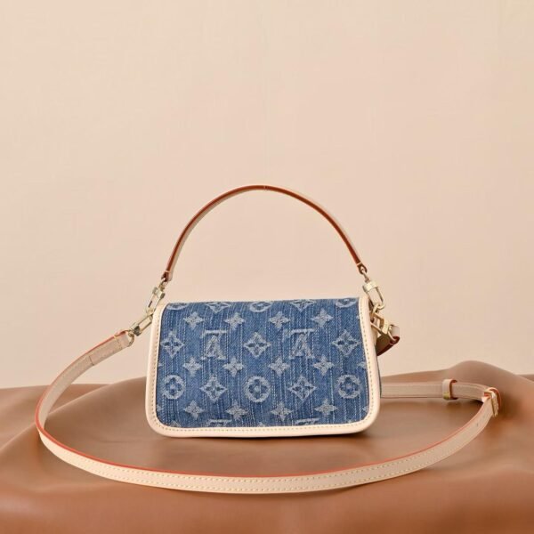 LOUIS UVITTON  M27700 NANO DIANE