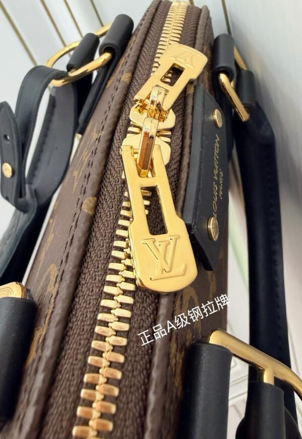LOUIS VUITTON M26084 Alma BB Trunk Bag