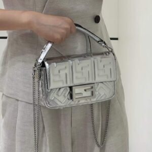 FENDI BAGUETTE