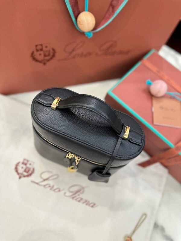 LORO PIANA Extra Vanity Case L21