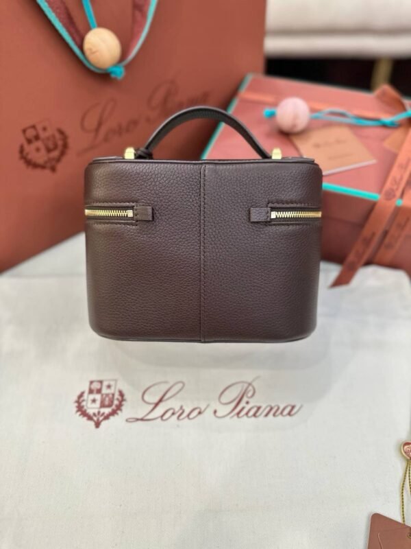 LORO PIANA Extra Vanity Case L21